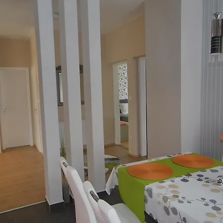 Apartment Alfa *